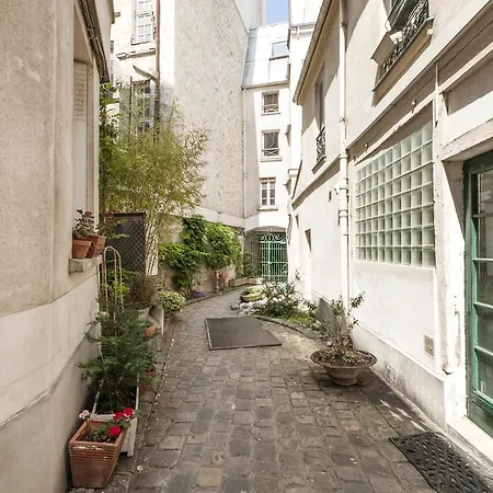 Cosy Luxembourg Studio Paris
